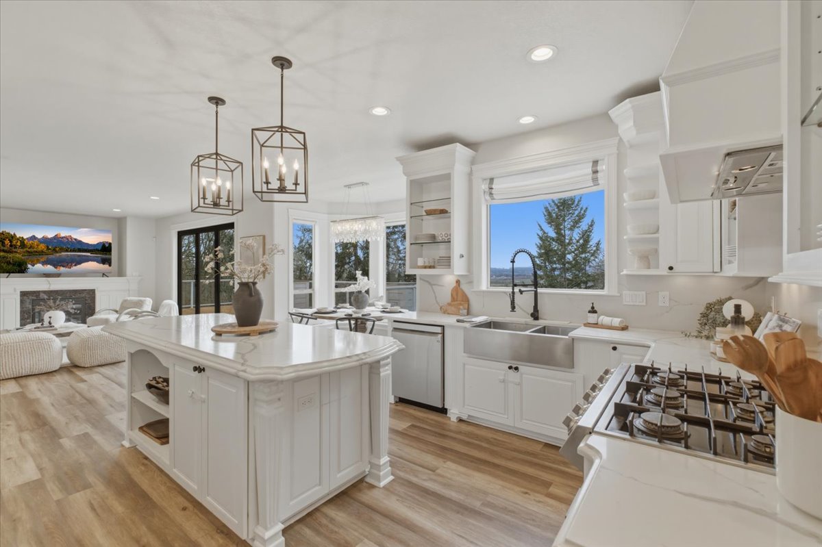 THE TEXTURED HOME