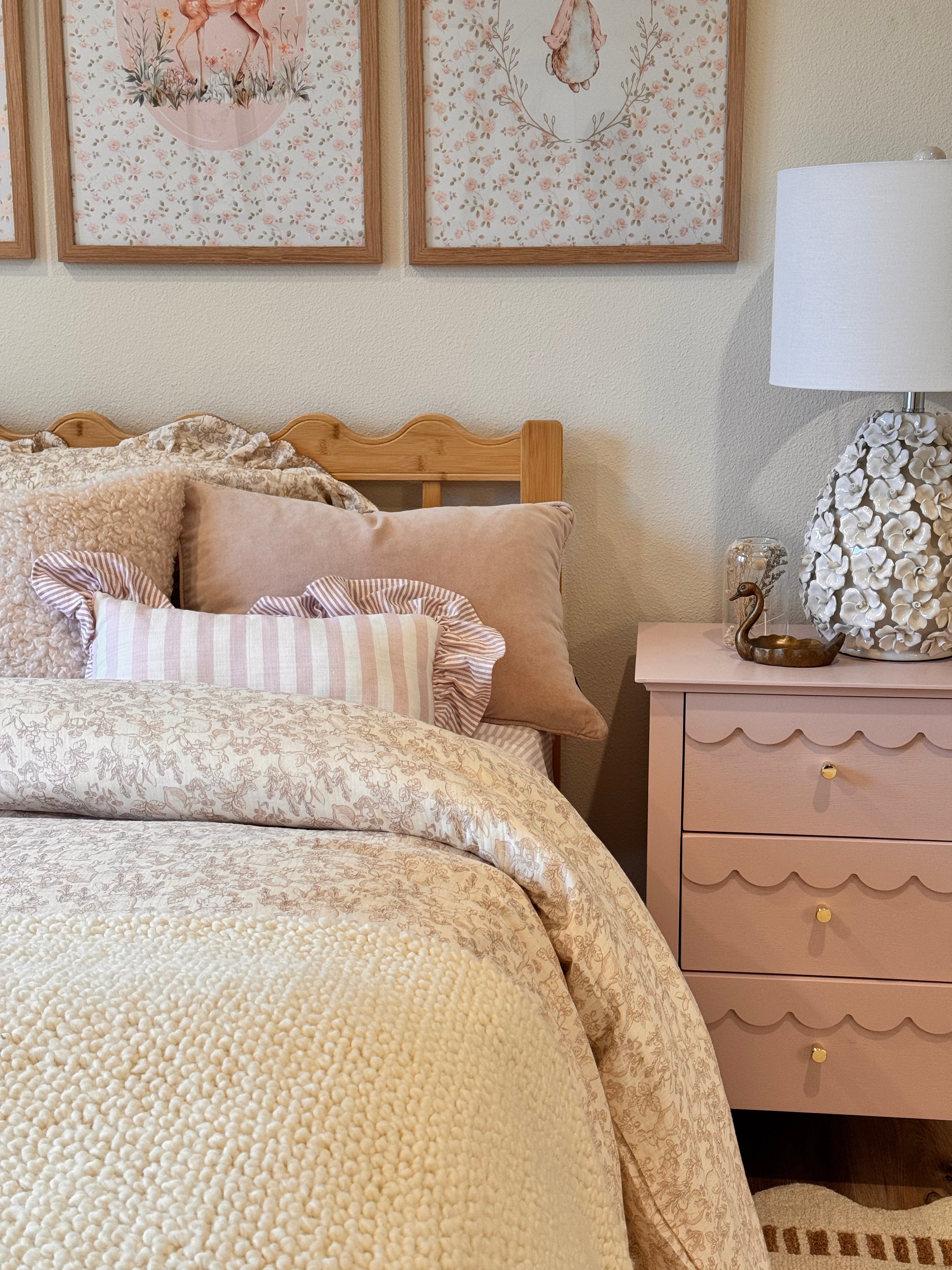 Bedroom staging and interior design | Luxury home staging and holiday décor services in Salem, Oregon | The Textured Home