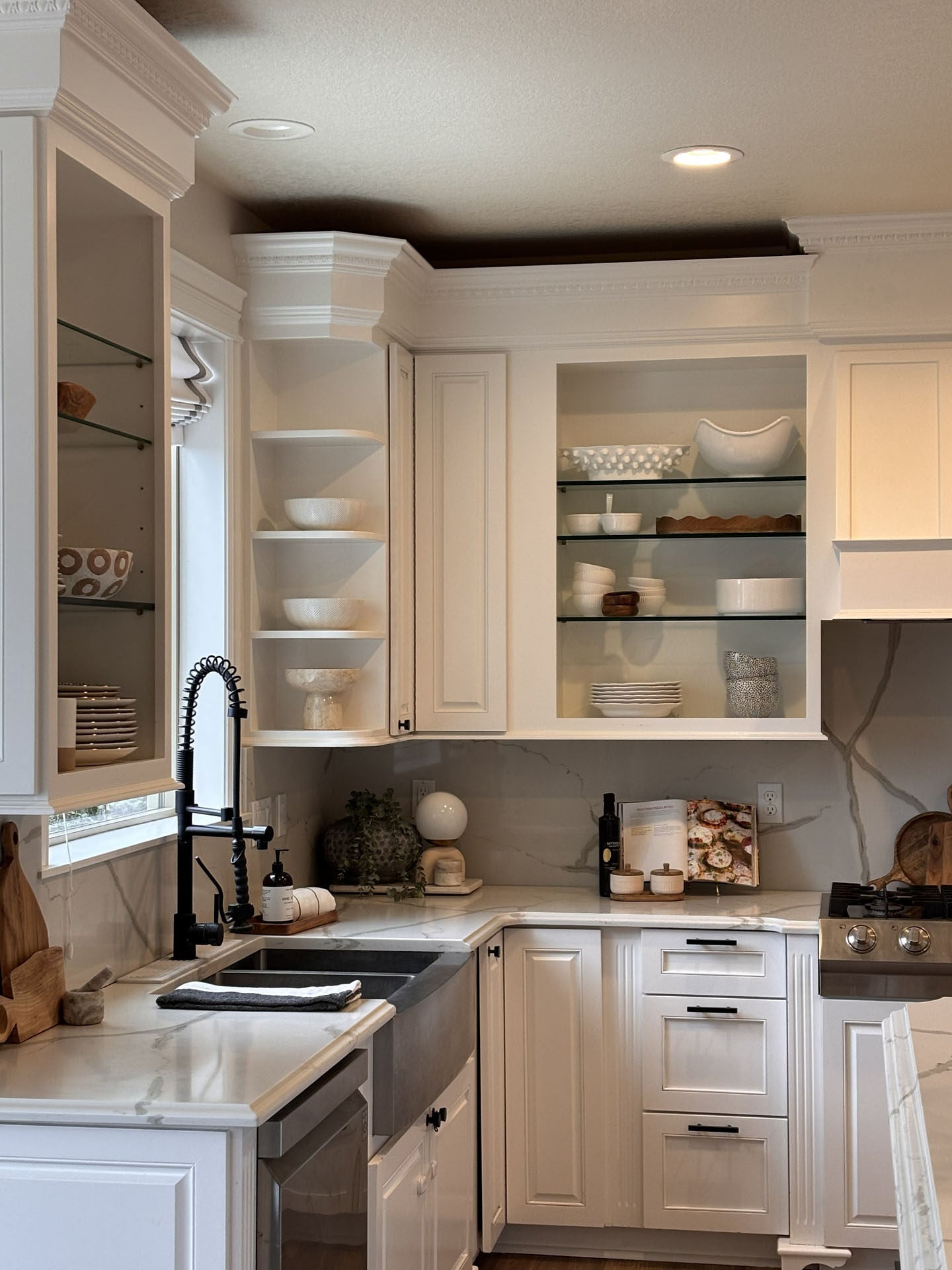 THE TEXTURED HOME