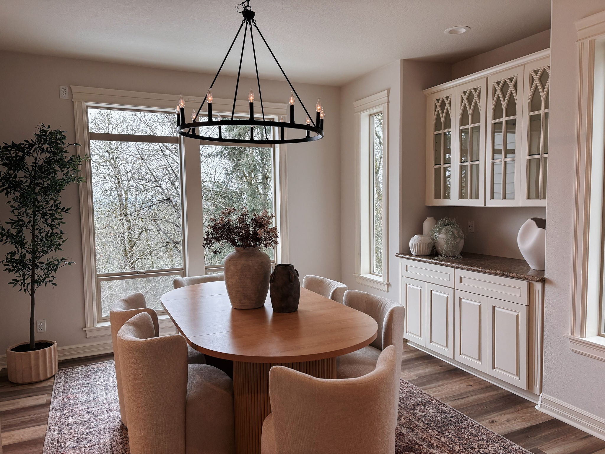 Luxury home staging and interior design | Luxury home staging and holiday décor services in Salem, Oregon | The Textured Home