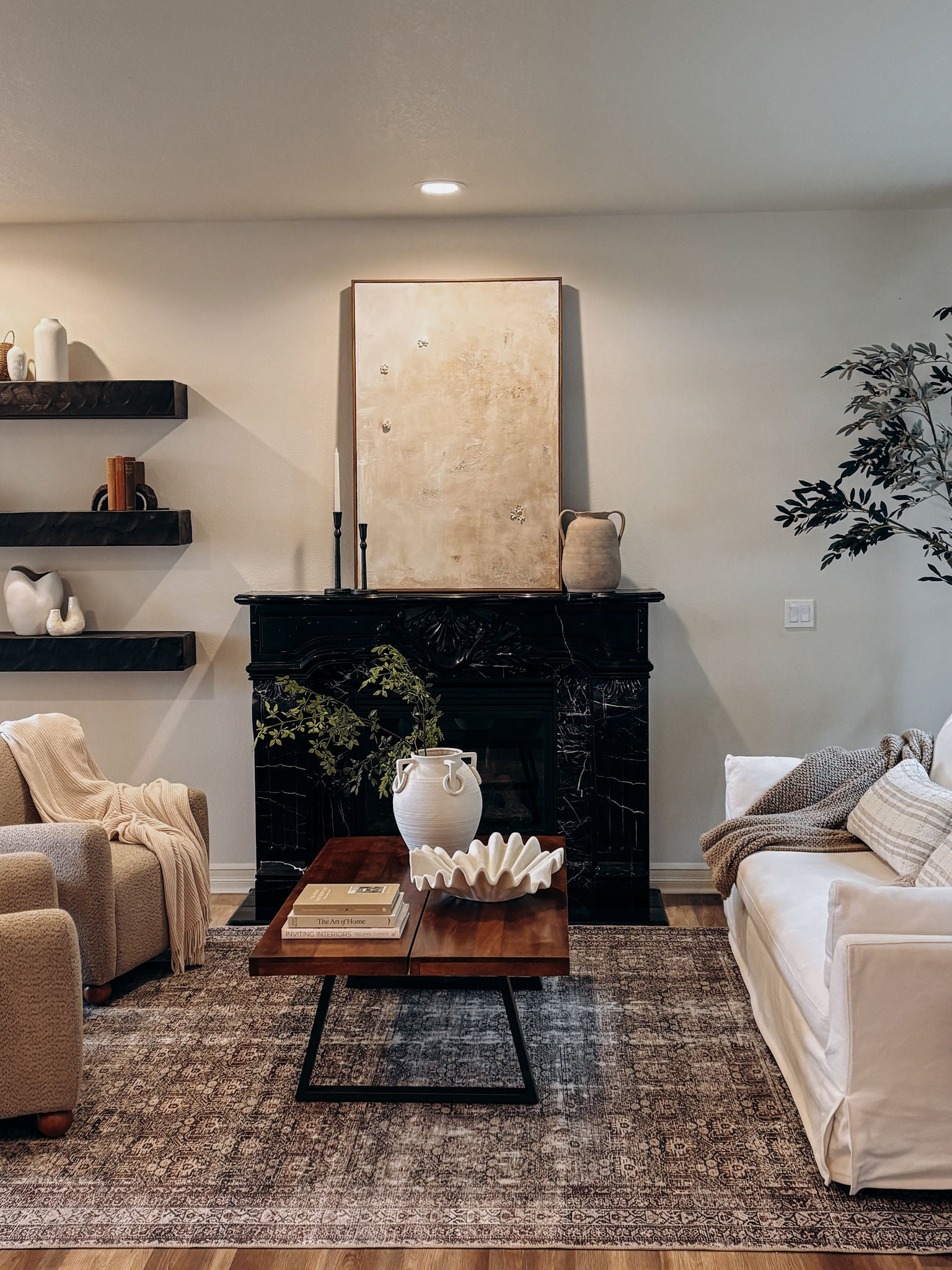 Luxury home staging and interior design | Luxury home staging and holiday décor services in Salem, Oregon | The Textured Home