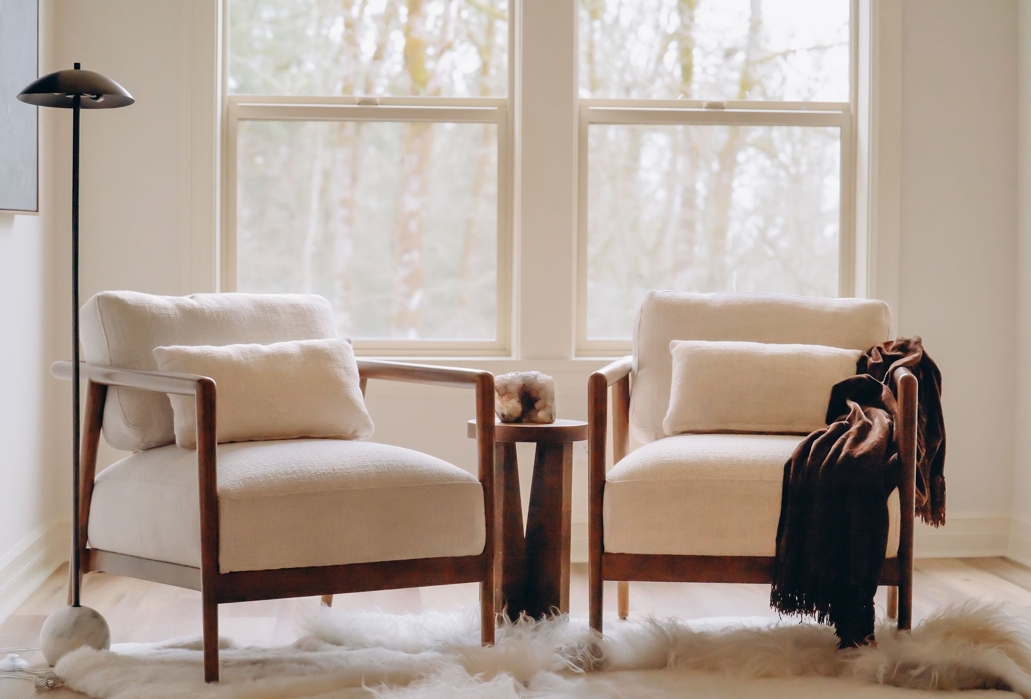 Living room and family room design | Luxury home staging and holiday décor services in Salem, Oregon | The Textured Home